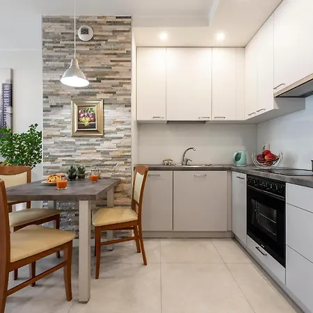 Apartment Metro Wilanowska Aparts Warsaw