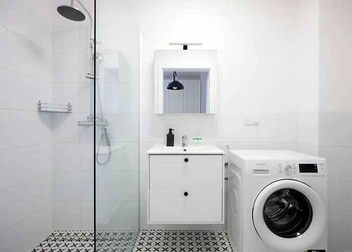 Metro Wilanowska Aparts