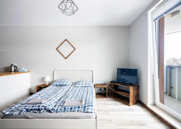 Metro Wilanowska Aparts Варшава