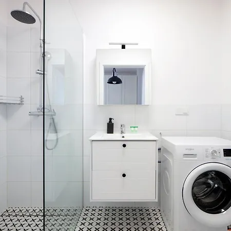 Metro Wilanowska Aparts