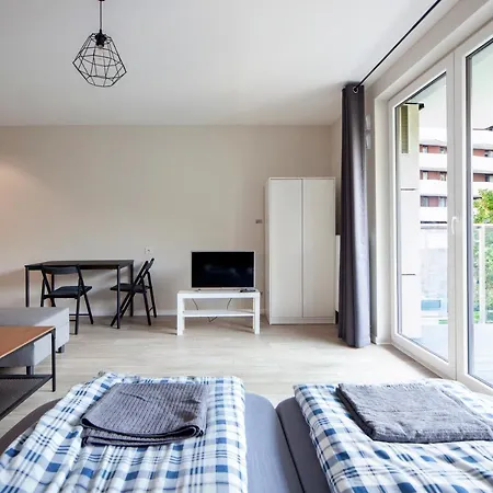 Metro Wilanowska Aparts * Varsó